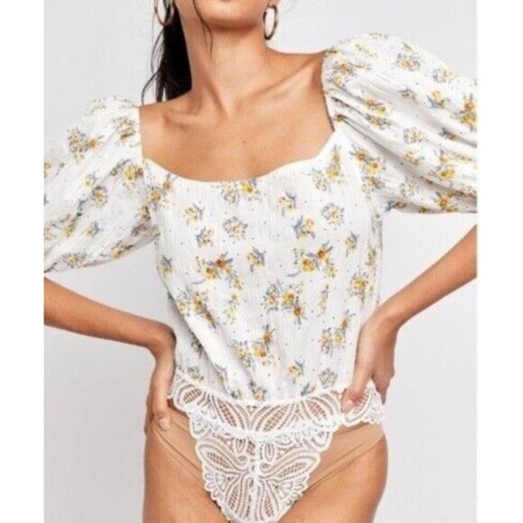 Free People Sz XS Bodysuit Angela Puff Sleeve White Floral boho Retro Coquette - Picture 1 of 5